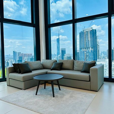 Luxury Suites At Eaton Klcc Kuala Lumpur Esterno foto
