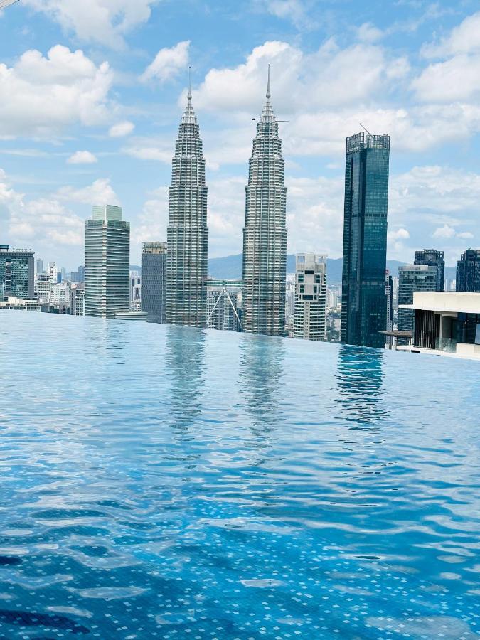 Luxury Suites At Eaton Klcc Kuala Lumpur Esterno foto