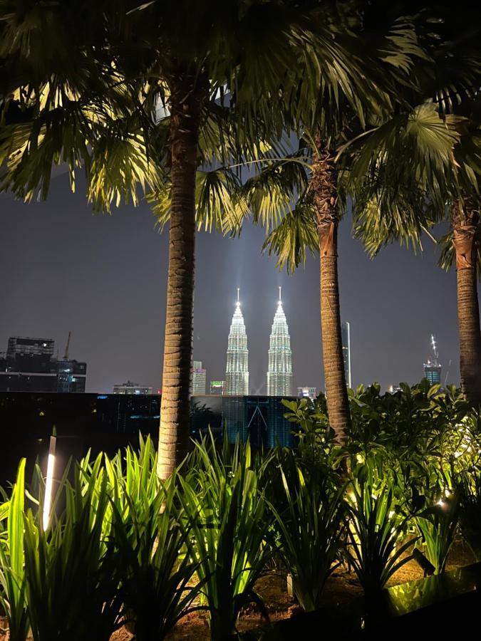 Luxury Suites At Eaton Klcc Kuala Lumpur Esterno foto