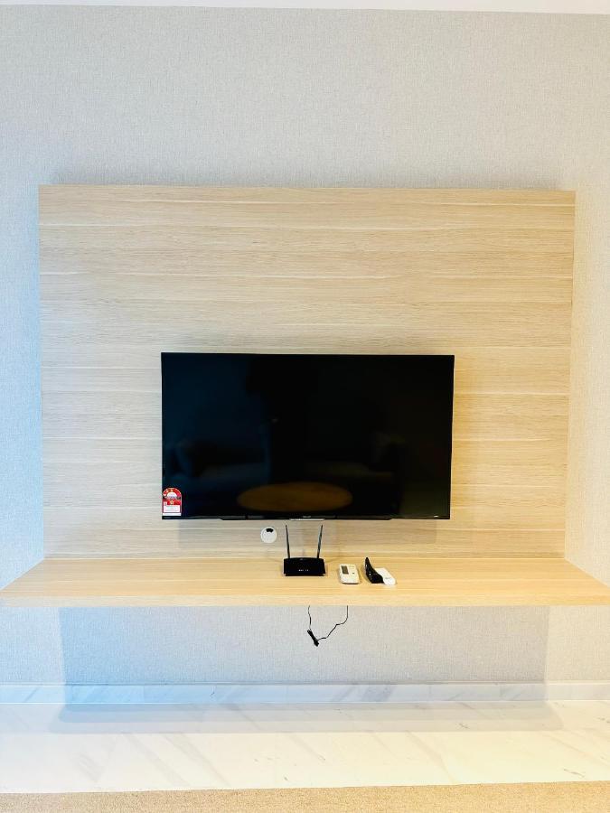 Luxury Suites At Eaton Klcc Kuala Lumpur Esterno foto