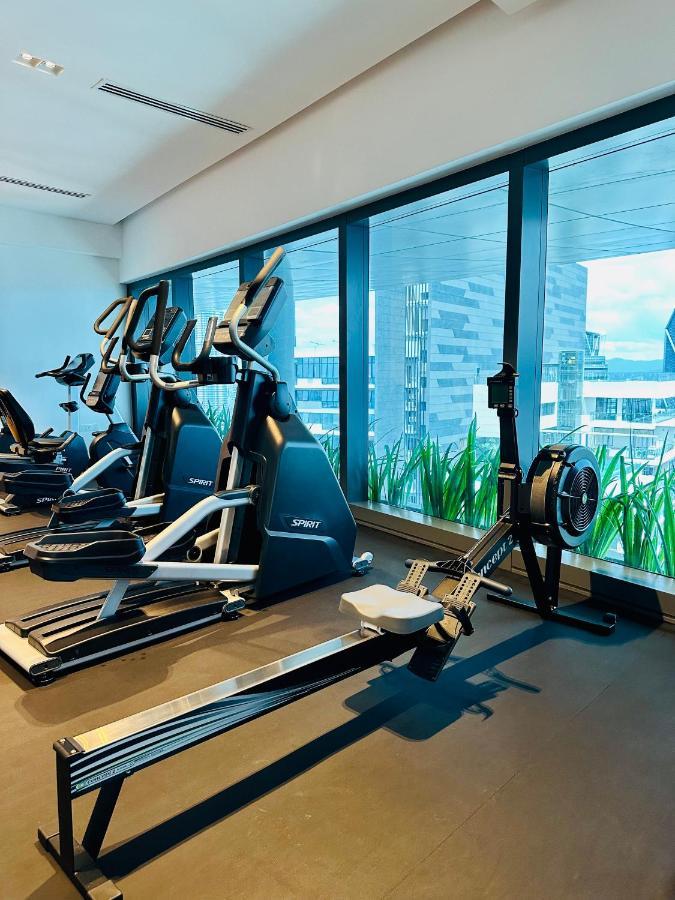 Luxury Suites At Eaton Klcc Kuala Lumpur Esterno foto