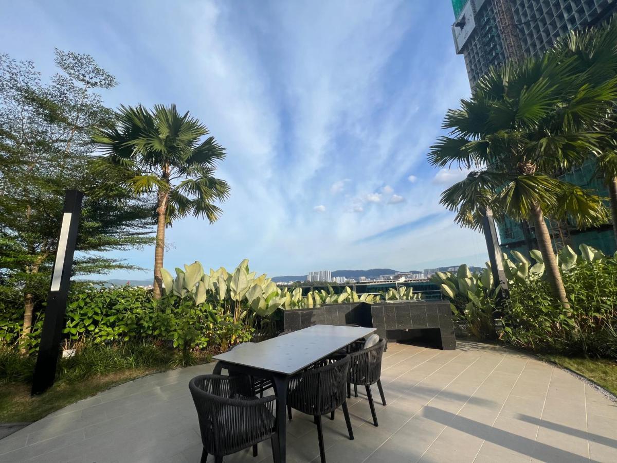 Luxury Suites At Eaton Klcc Kuala Lumpur Esterno foto