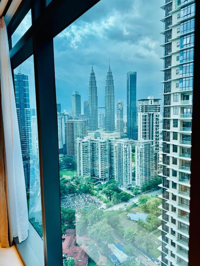 Luxury Suites At Eaton Klcc Kuala Lumpur Esterno foto