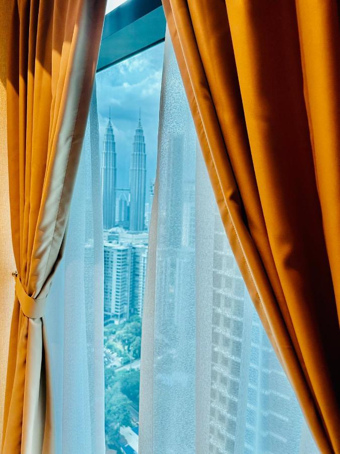 Luxury Suites At Eaton Klcc Kuala Lumpur Esterno foto