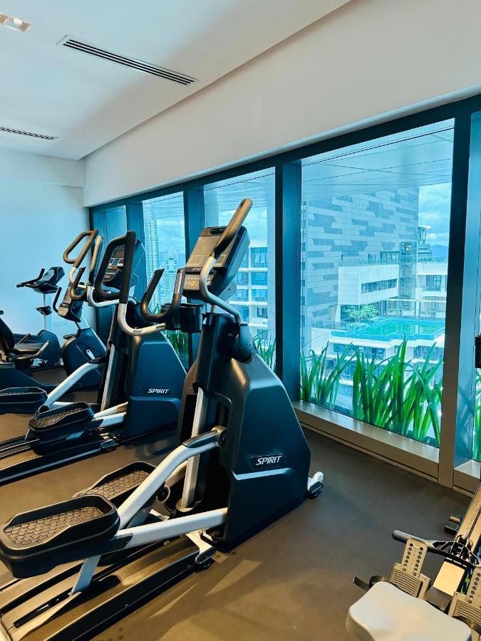Luxury Suites At Eaton Klcc Kuala Lumpur Esterno foto