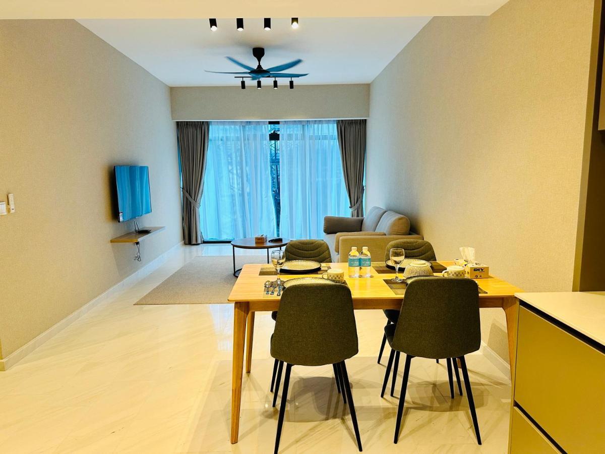 Luxury Suites At Eaton Klcc Kuala Lumpur Esterno foto