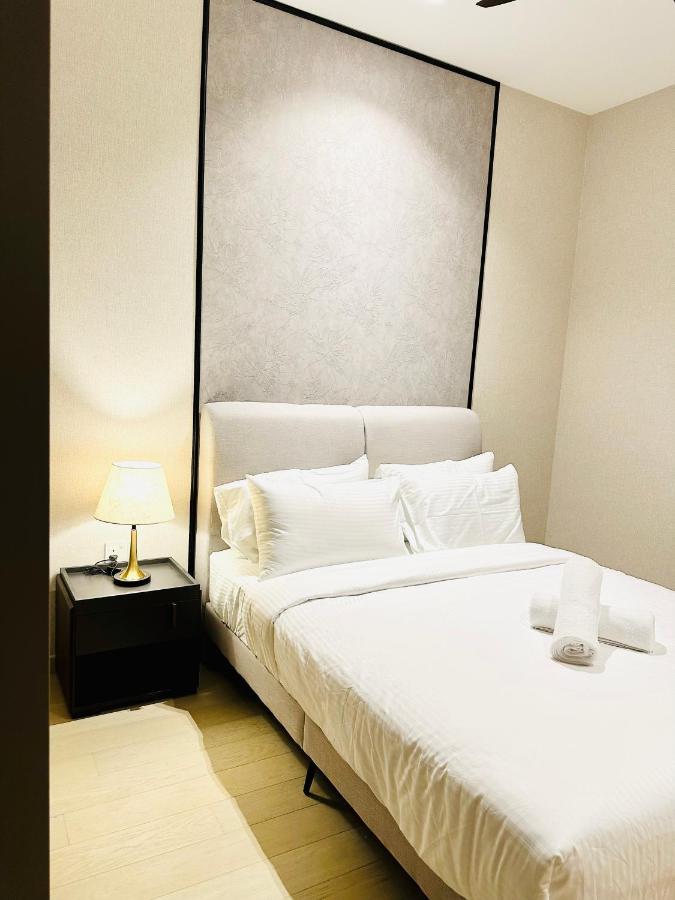 Luxury Suites At Eaton Klcc Kuala Lumpur Esterno foto